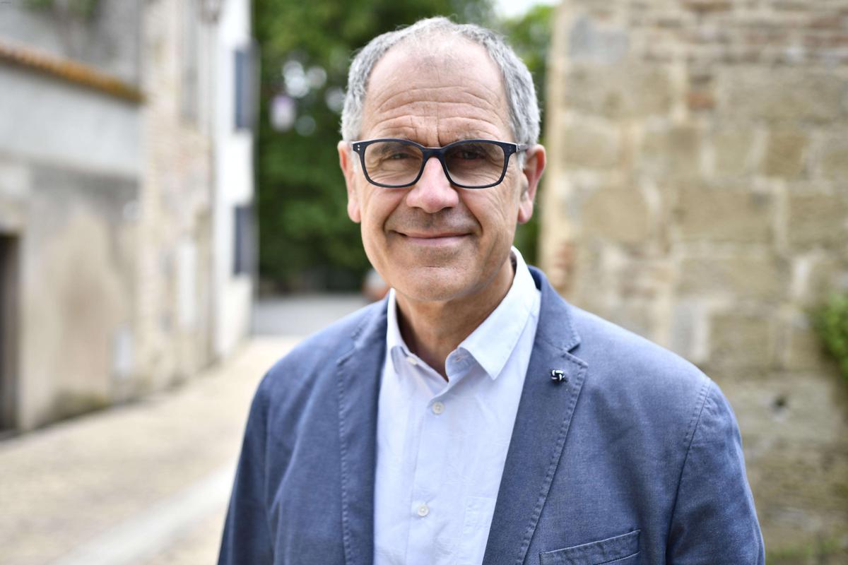 joël séché nommé président intérimaire du pmu, en poste jusqu'en 2026, pour assurer la continuité et le développement de l'entreprise.