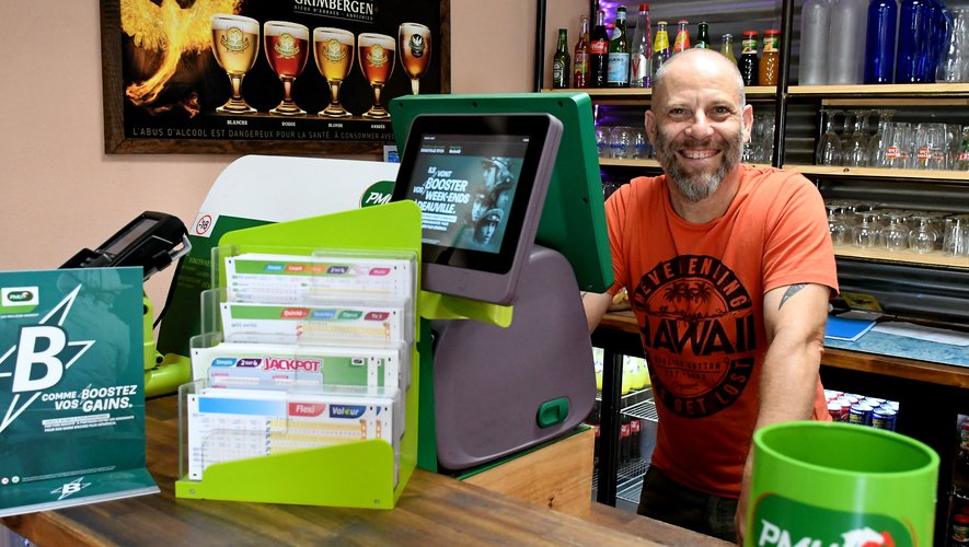 un parieur pmu décroche le plus gros jackpot quinté, une victoire exceptionnelle qui fait sensation dans le monde des courses hippiques.