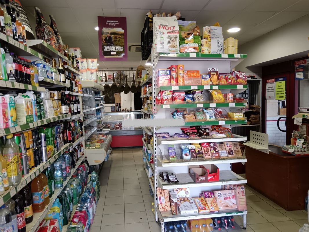découvrez le pmu au tabac monclar, votre lieu de confiance pour les paris hippiques, la vente de tabac et un accueil convivial. profitez des meilleures cotes et d'un service personnalisé.